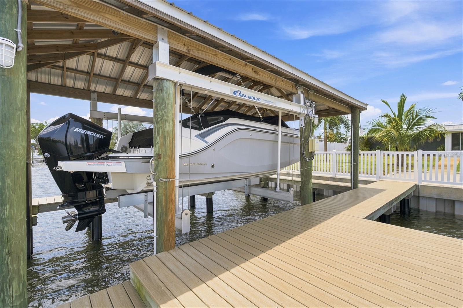 485 FLAMINGO DR — photo 40