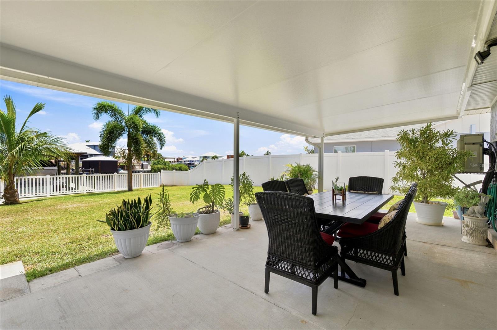 485 FLAMINGO DR — photo 19