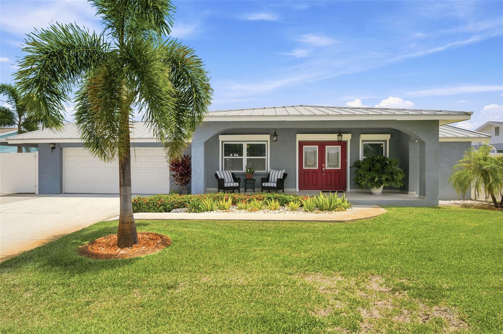 485 FLAMINGO DR — photo 2
