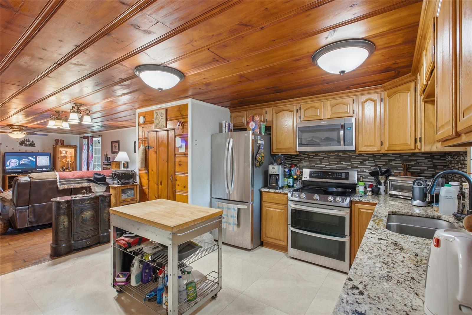 40832 RIVER RD — photo 7