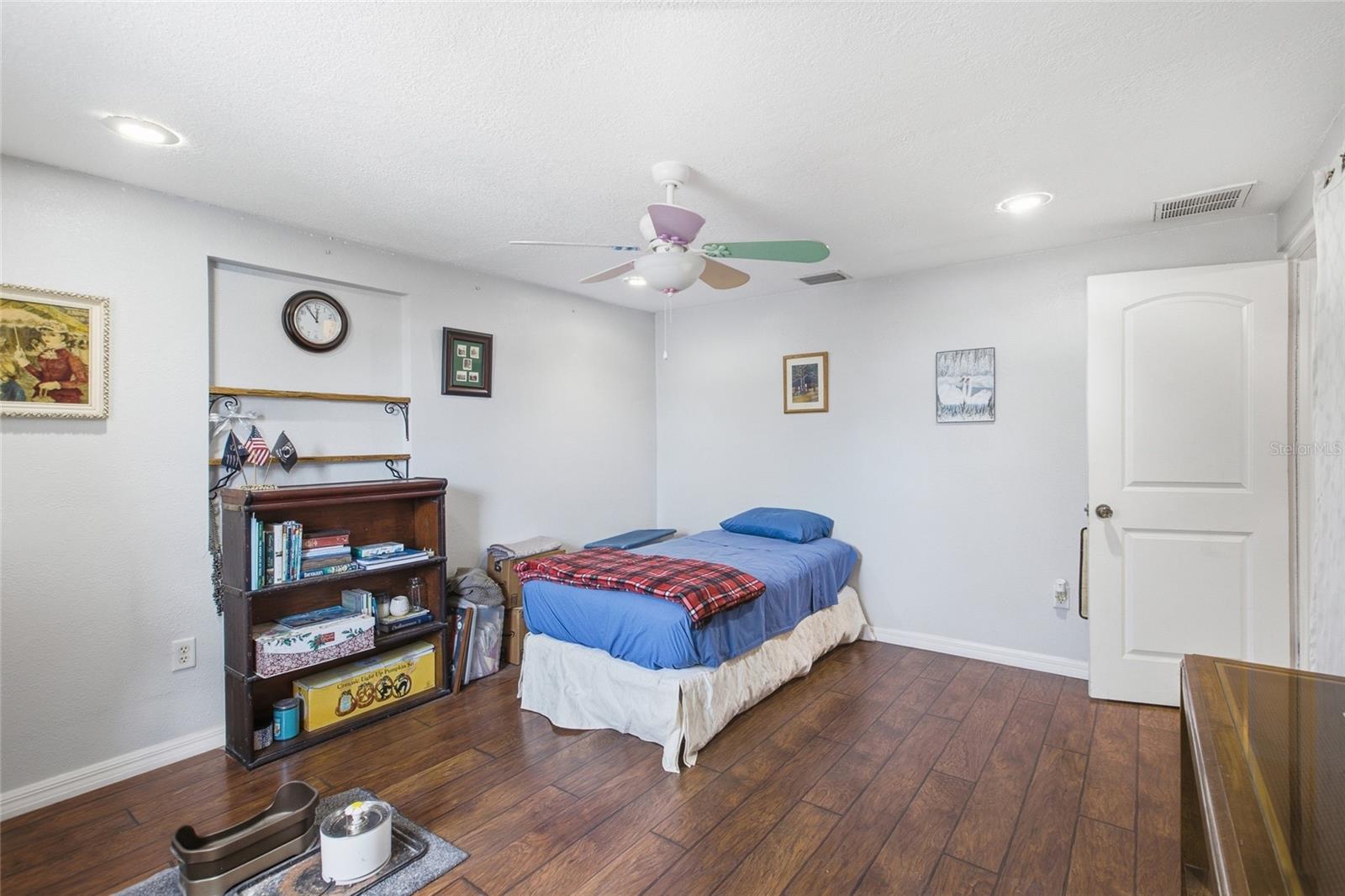 40832 RIVER RD — photo 21