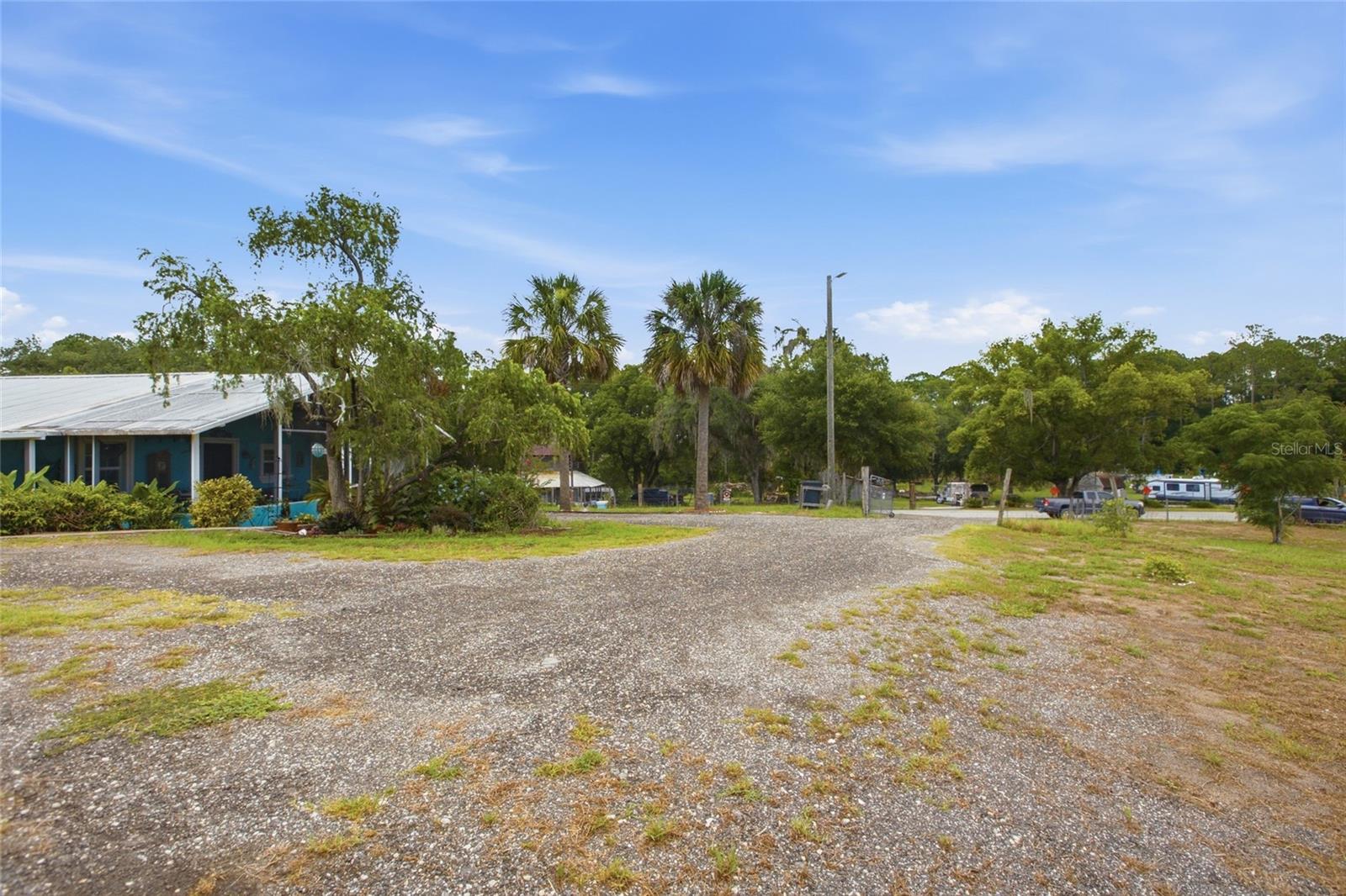 40832 RIVER RD — photo 49