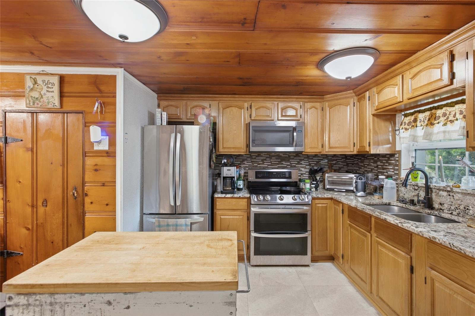 40832 RIVER RD — photo 8