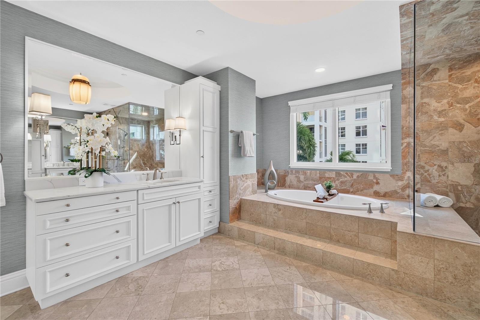 180 BEACH DR NE #502 — photo 33