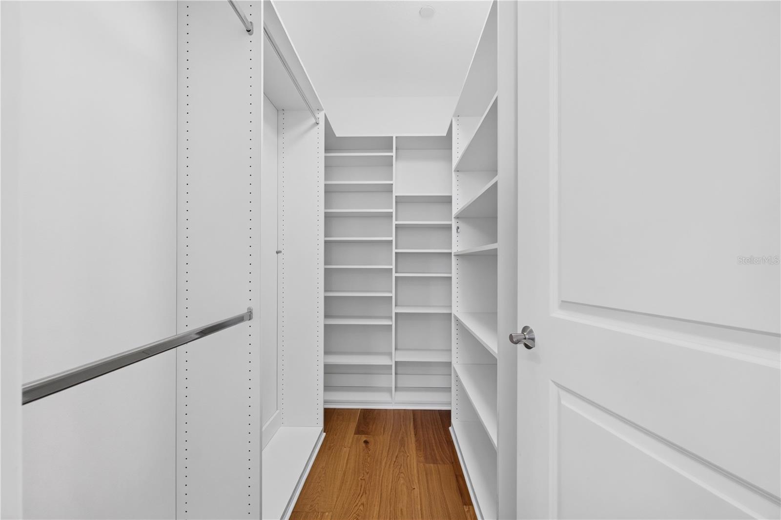 180 BEACH DR NE #502 — photo 45