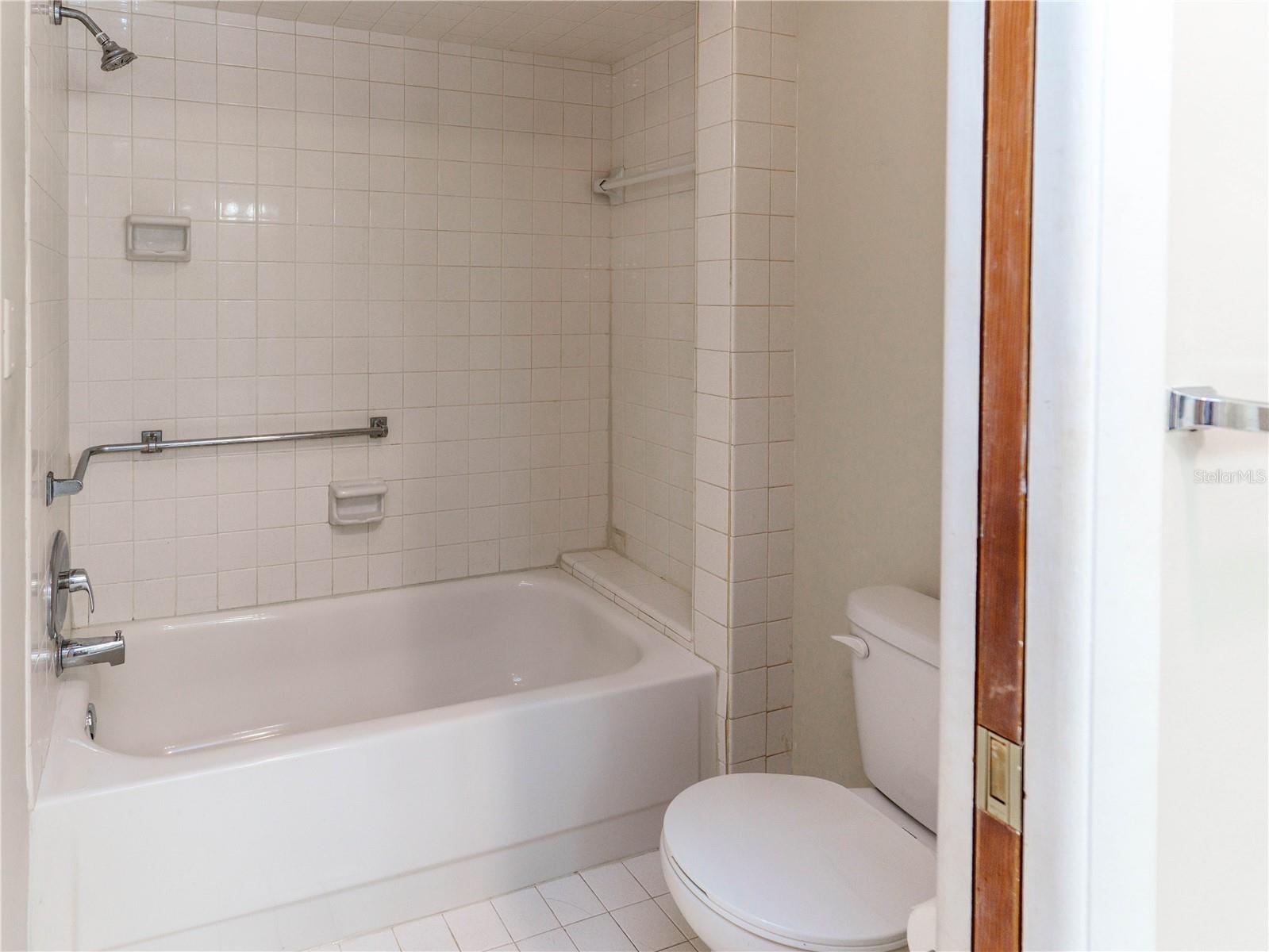 4318 TAHITIAN GARDENS CIR #F — photo 13