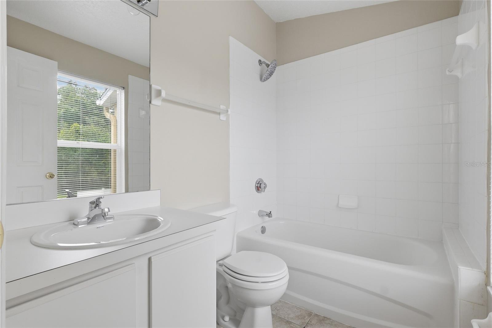 1236 BLENHEIM CT — photo 15