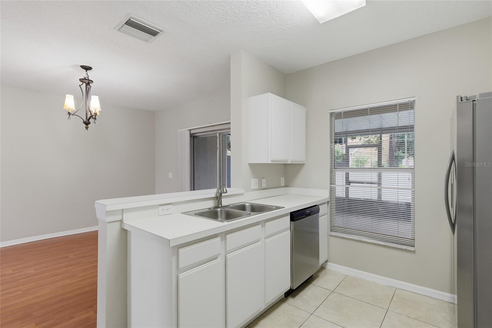 1236 BLENHEIM CT — photo 18