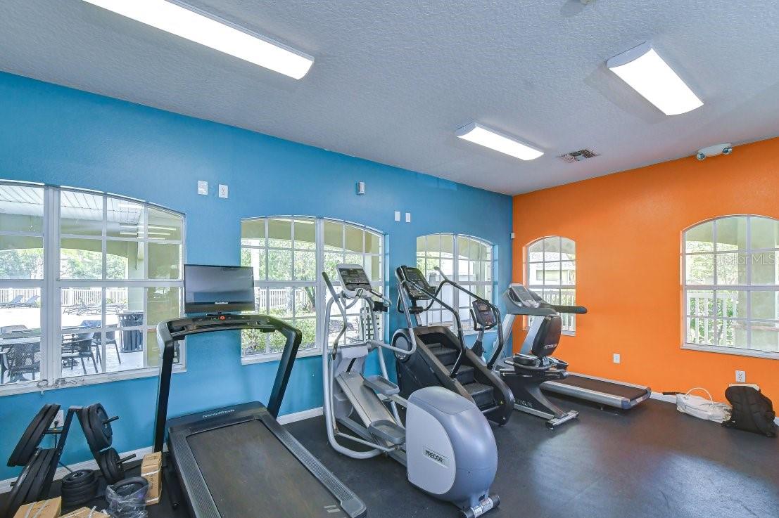 8551 TRAIL WIND DR — photo 44