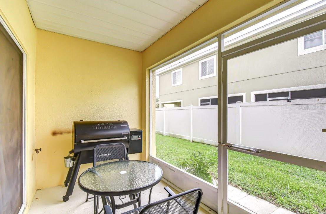 8551 TRAIL WIND DR — photo 16