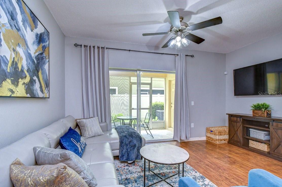 8551 TRAIL WIND DR — photo 14