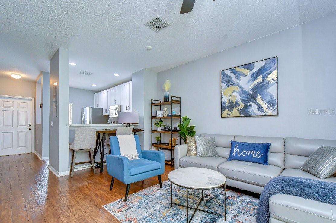 8551 TRAIL WIND DR — photo 23