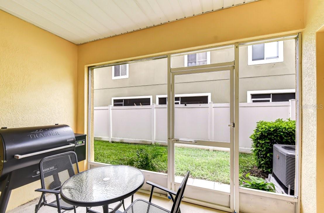 8551 TRAIL WIND DR — photo 15