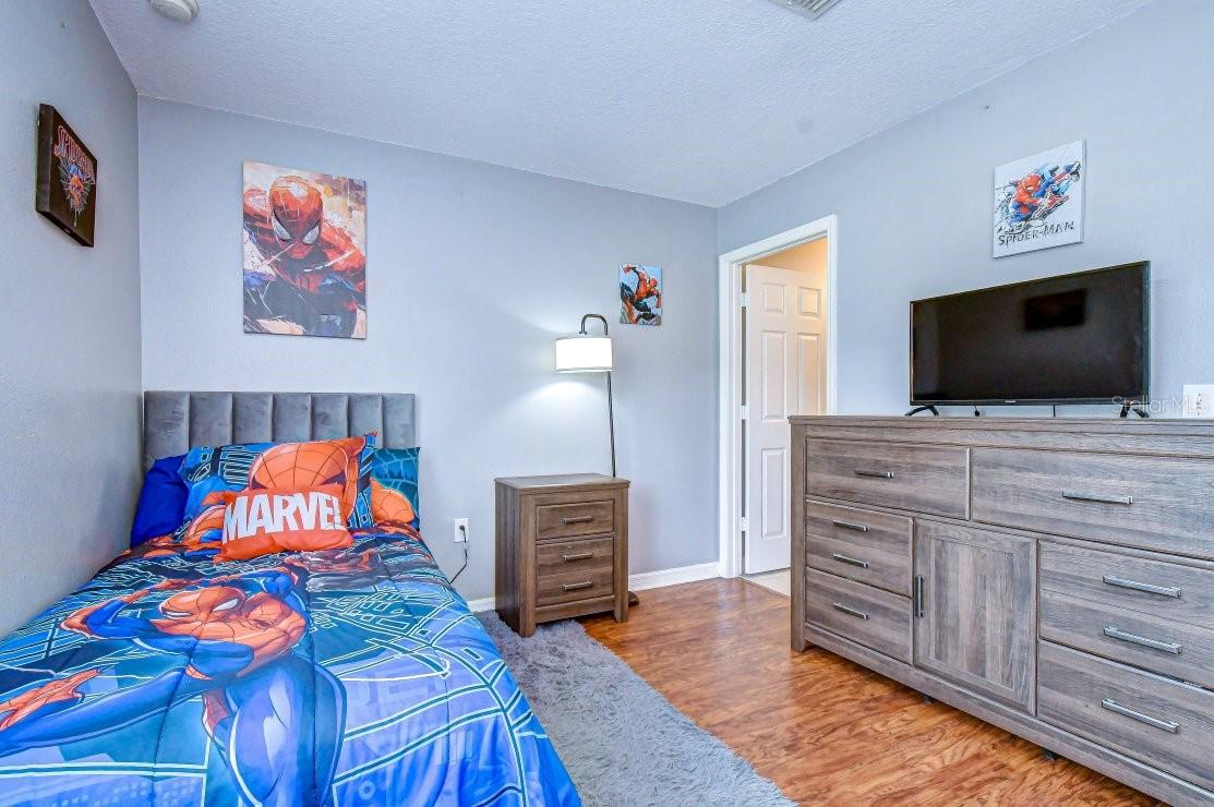 8551 TRAIL WIND DR — photo 37