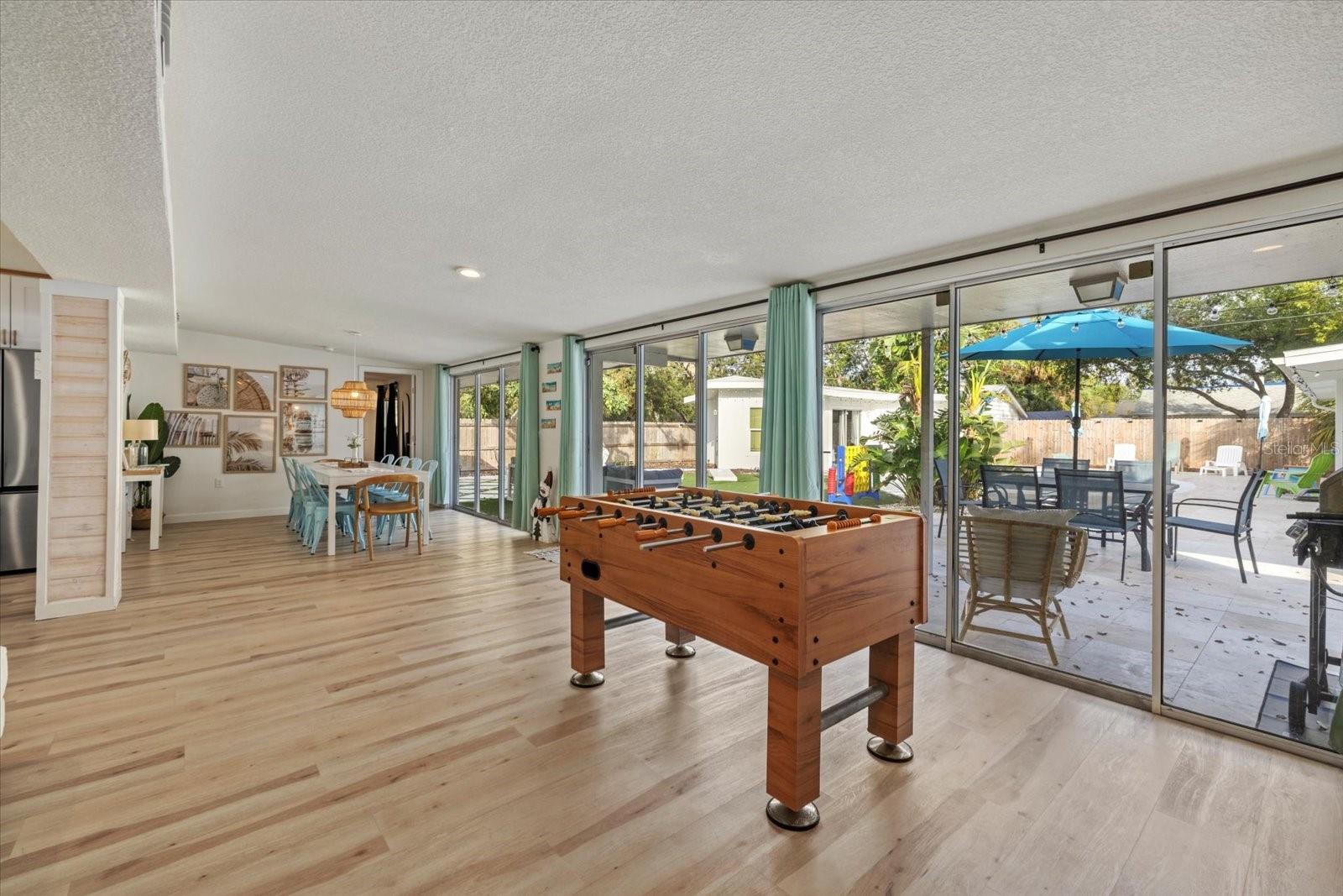 2069 BOUGAINVILLEA ST — photo 15