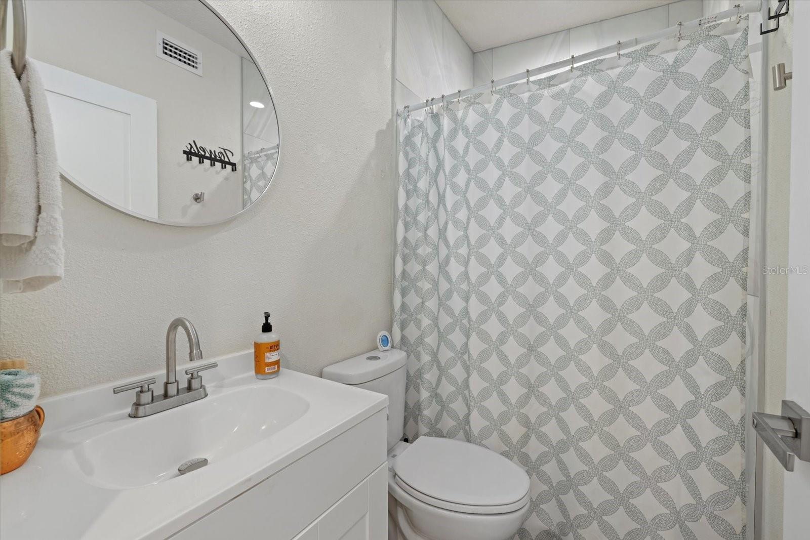2069 BOUGAINVILLEA ST — photo 17