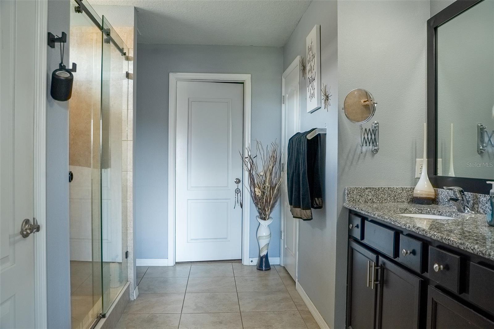 1507 GADSDEN POINT PL — photo 37