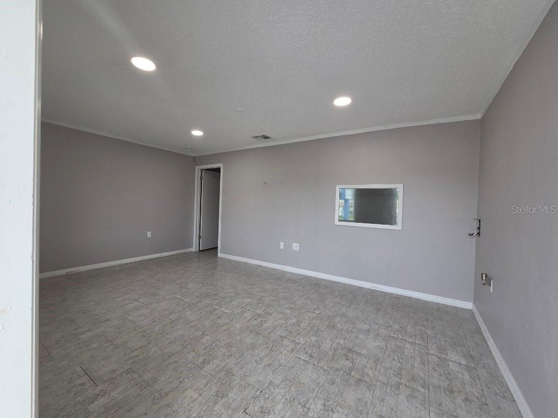 7154 CONGRESS ST — photo 2