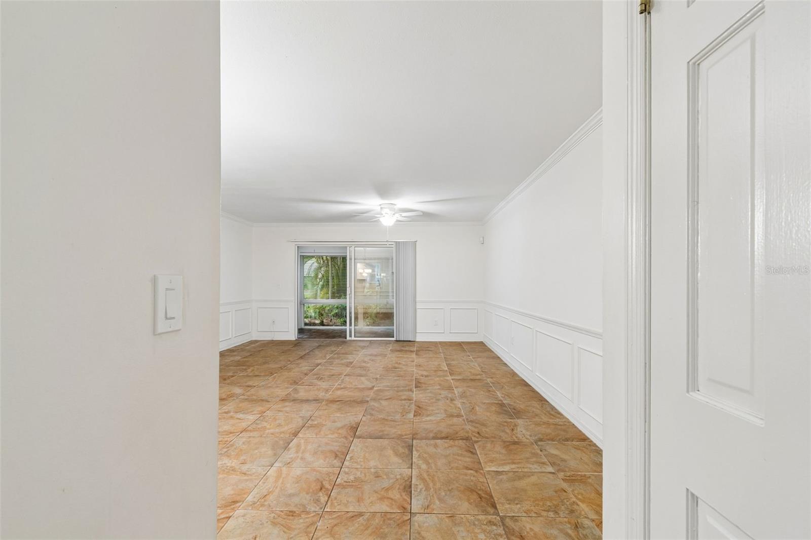 10387 CARROLLWOOD LN #303 — photo 9