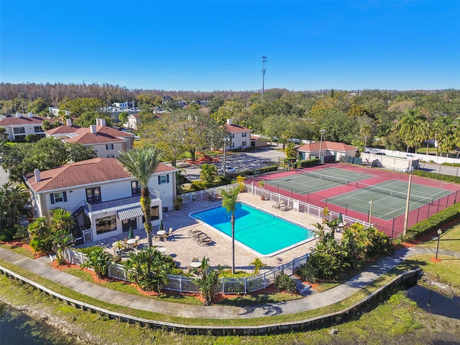 10387 CARROLLWOOD LN #303 — photo 47