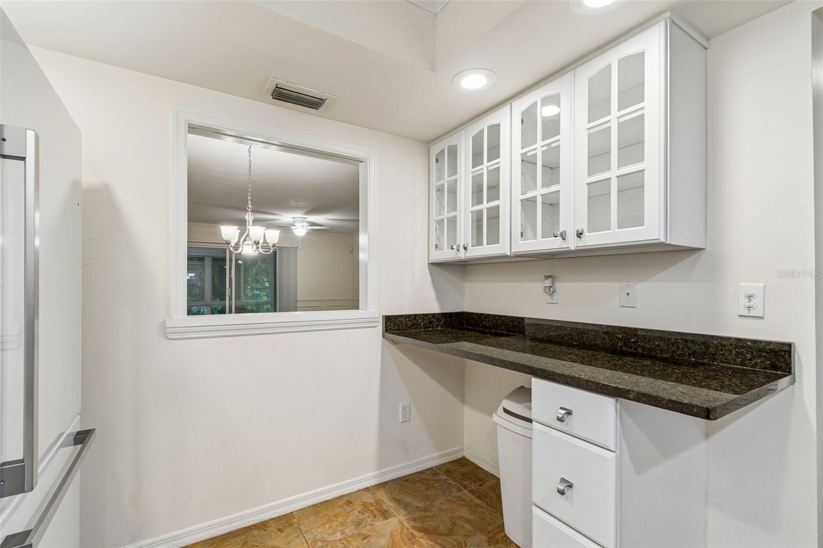 10387 CARROLLWOOD LN #303 — photo 7