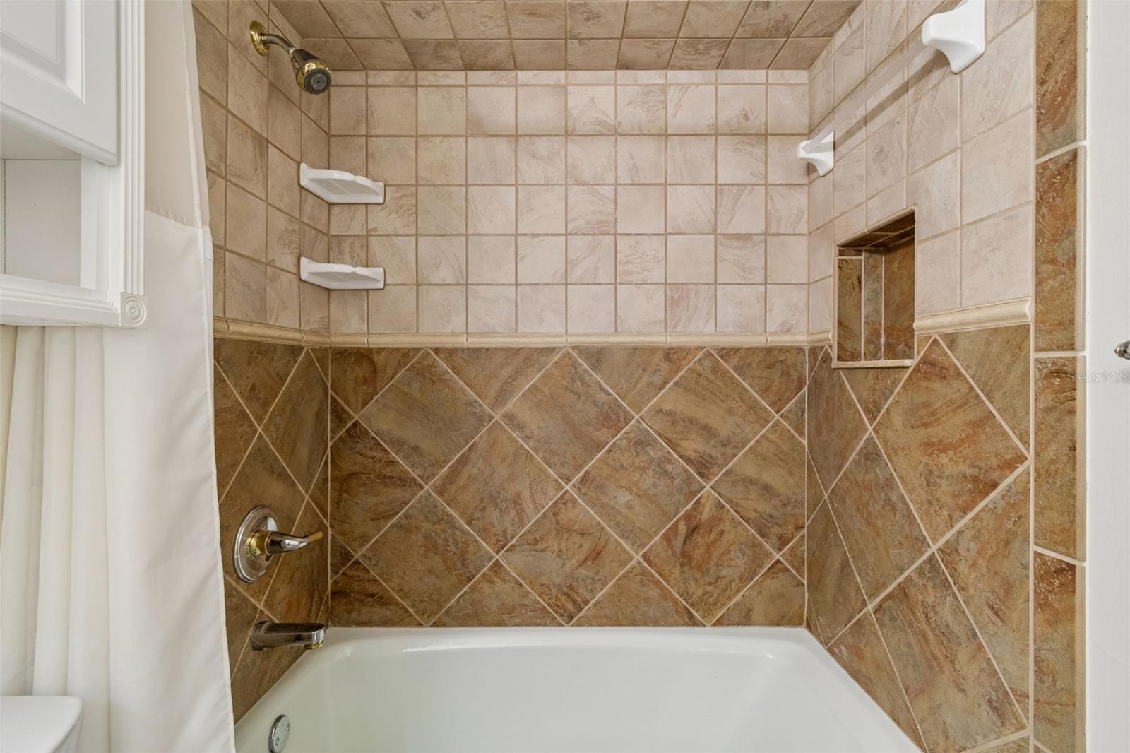 10387 CARROLLWOOD LN #303 — photo 35