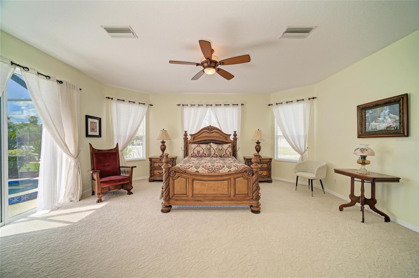 1401 PINYON PINE DR — photo 31