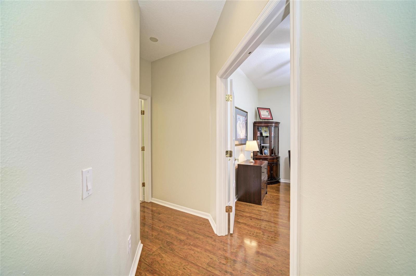 1401 PINYON PINE DR — photo 30