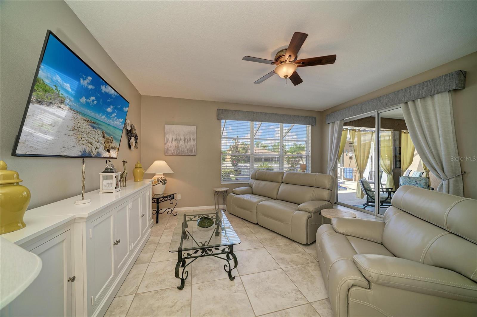 1401 PINYON PINE DR — photo 28