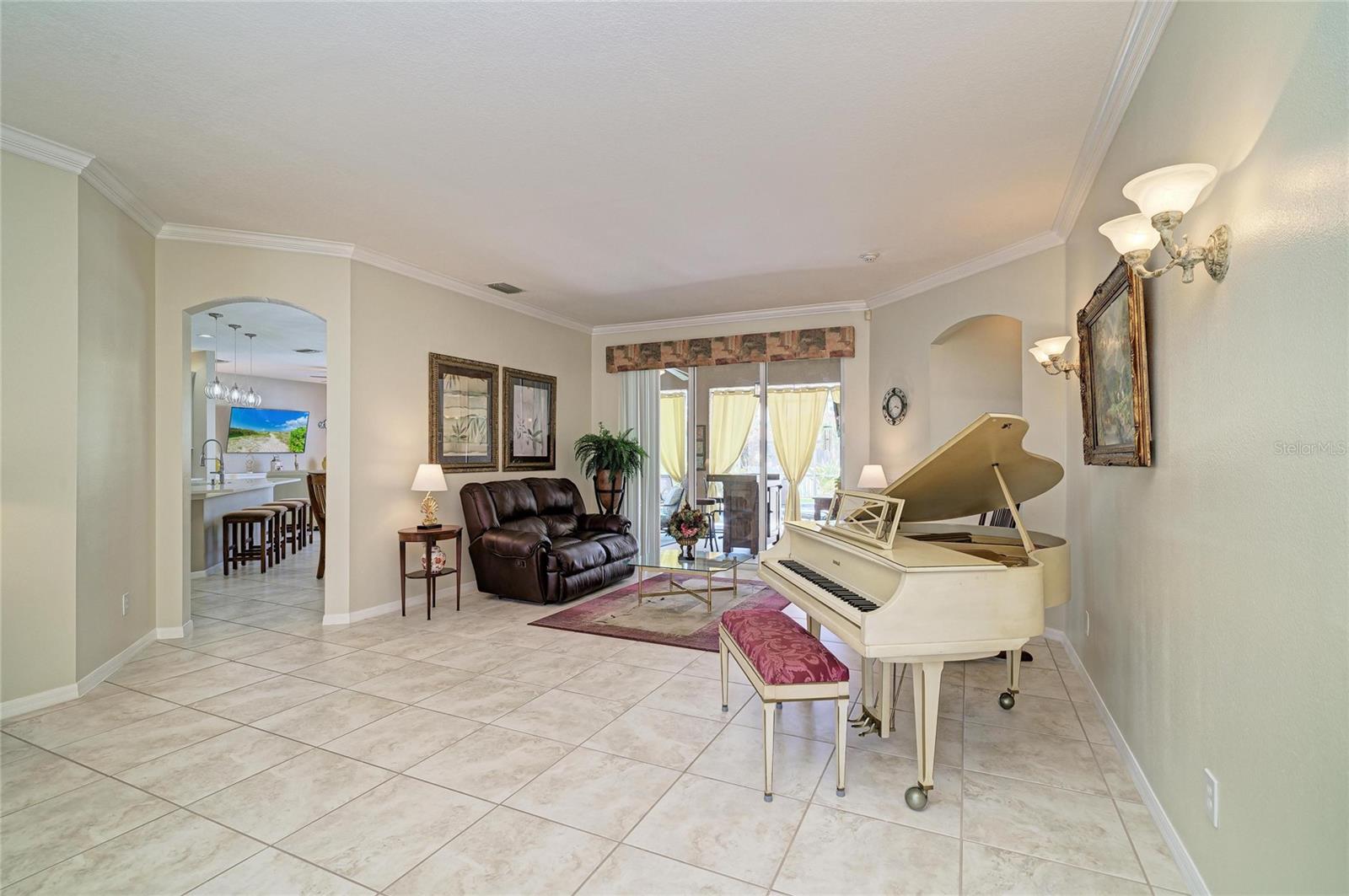 1401 PINYON PINE DR — photo 6