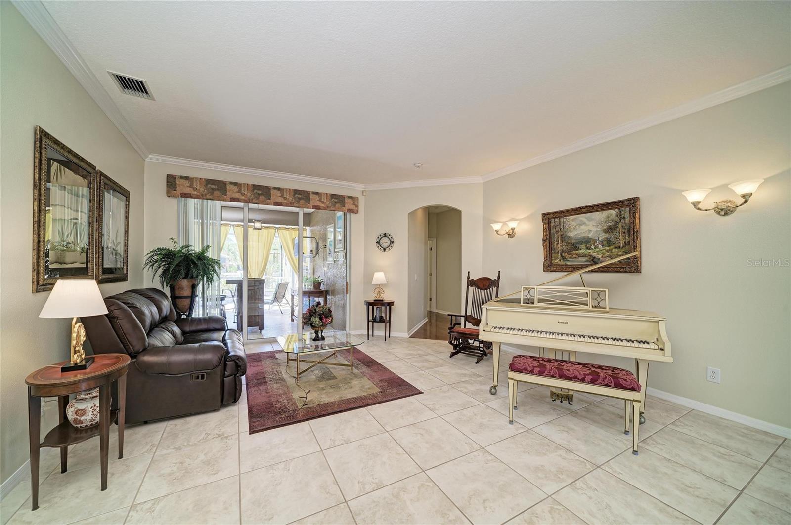 1401 PINYON PINE DR — photo 7