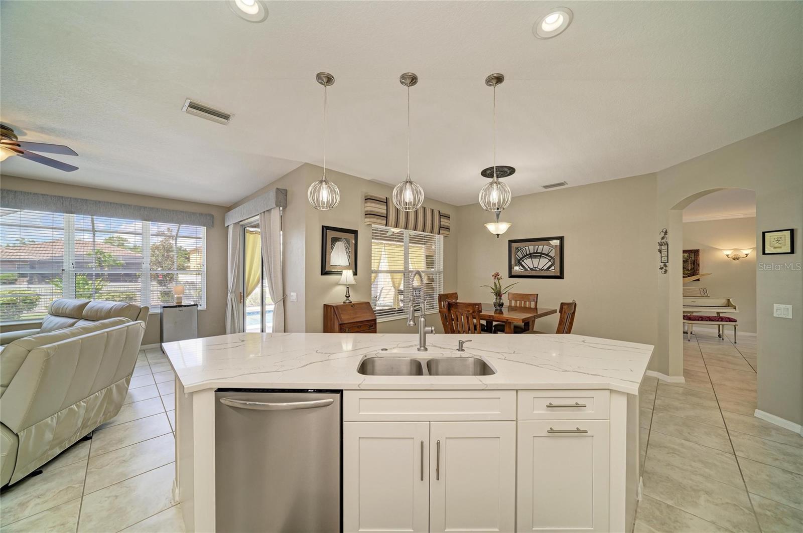 1401 PINYON PINE DR — photo 23