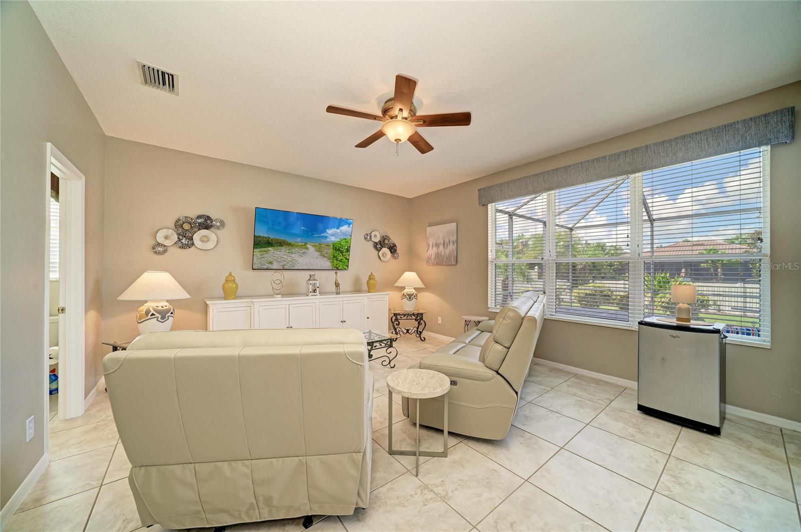 1401 PINYON PINE DR — photo 24
