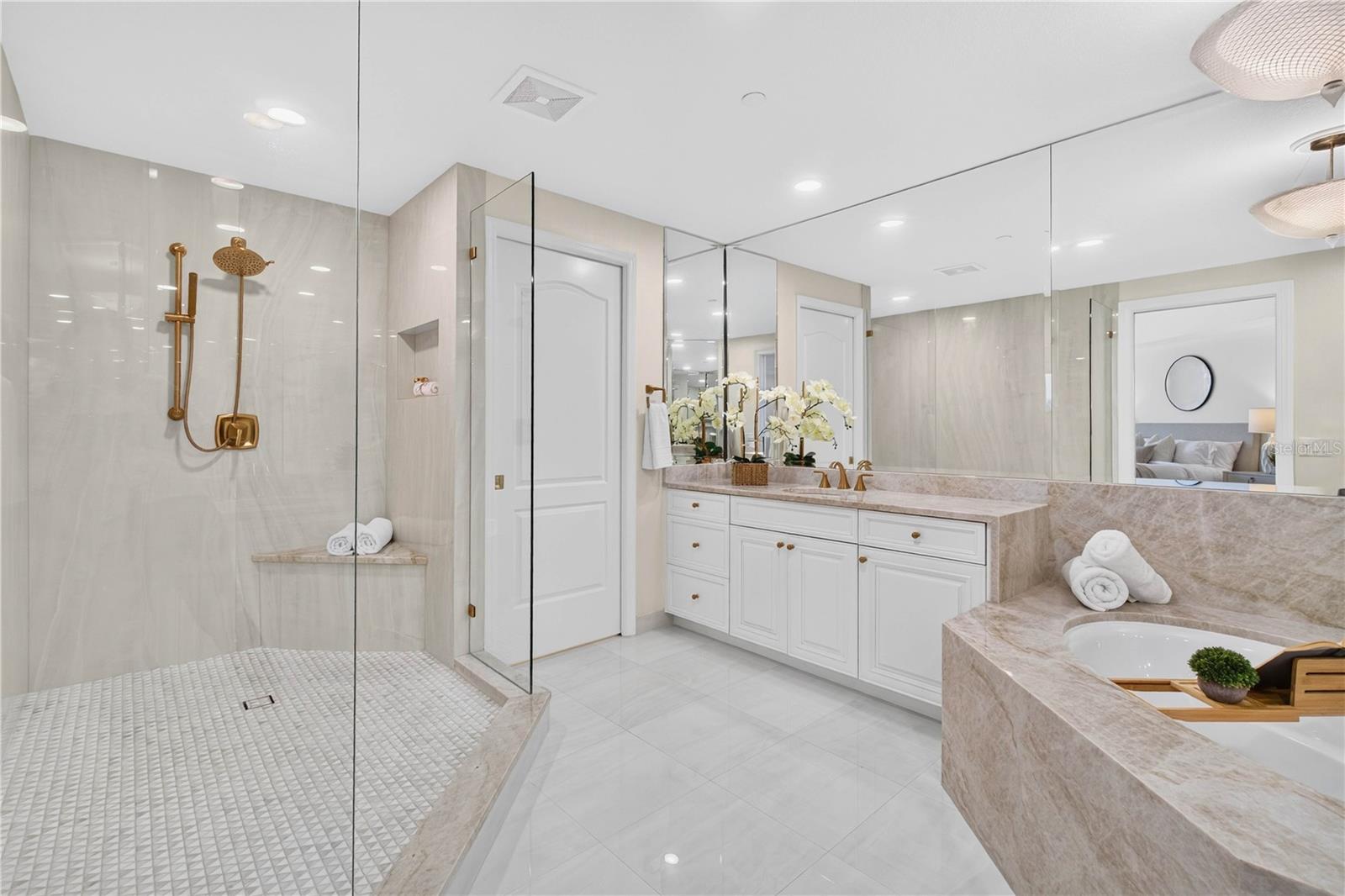 100 BEACH DR NE #401 — photo 33