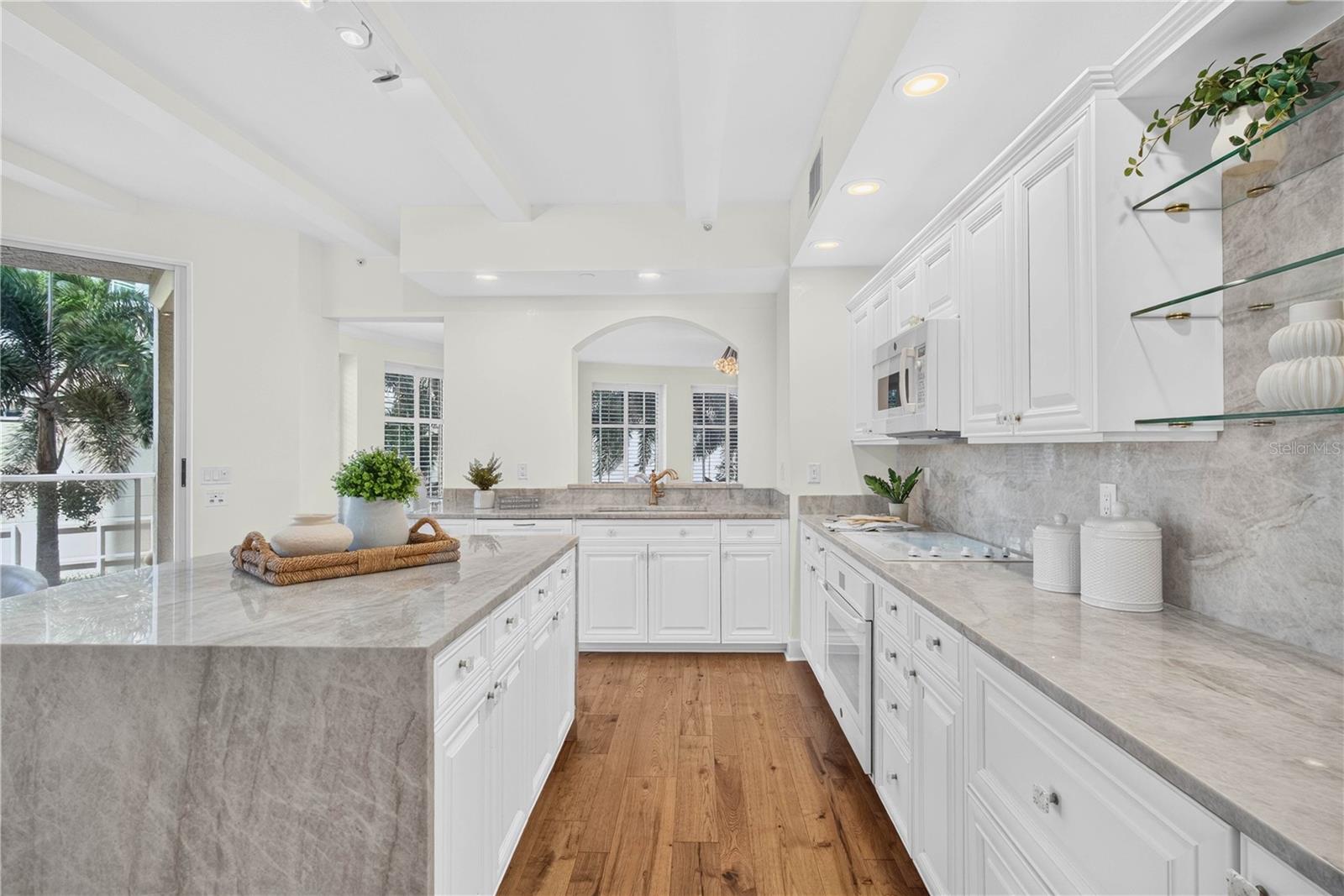 100 BEACH DR NE #401 — photo 16