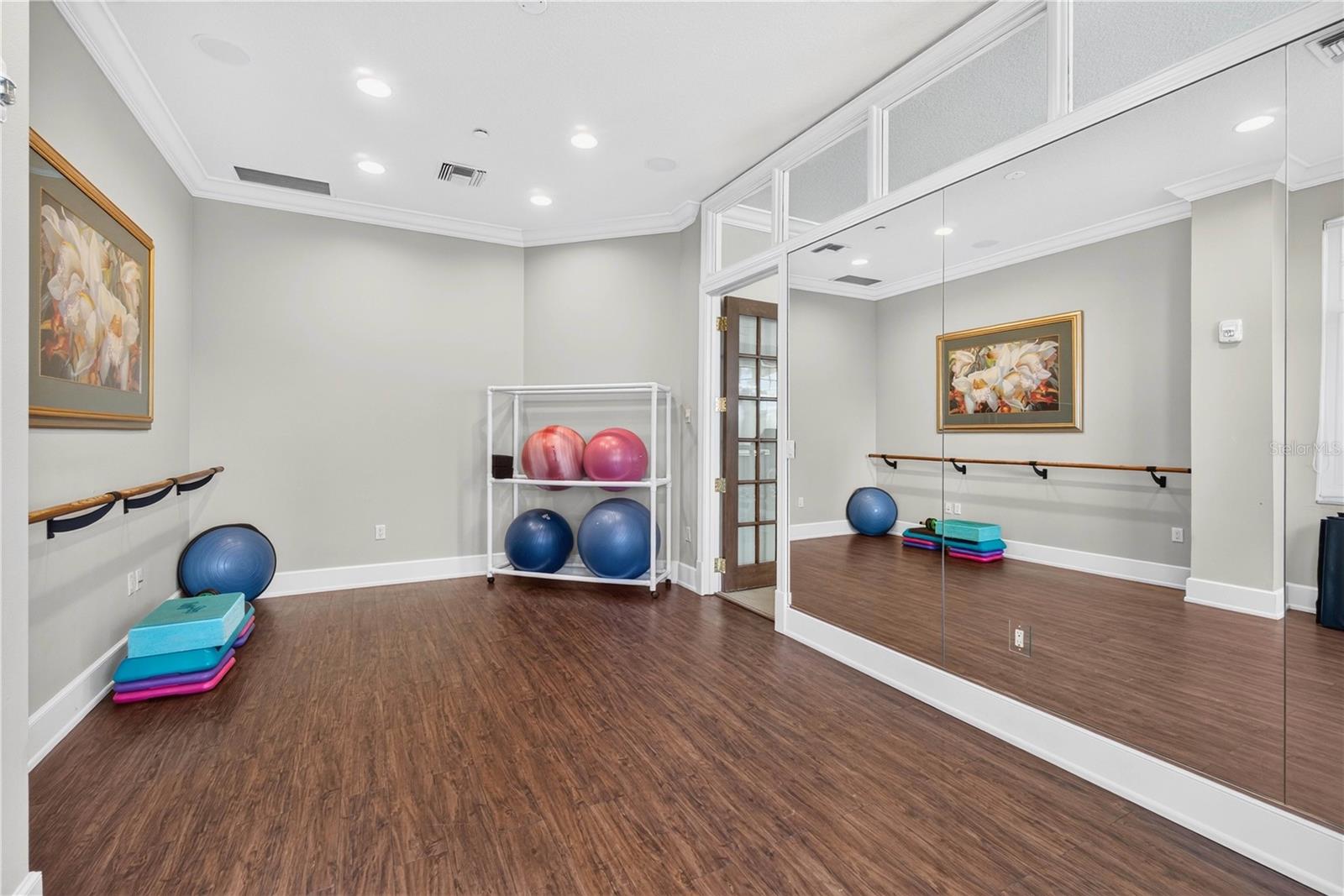 100 BEACH DR NE #401 — photo 49