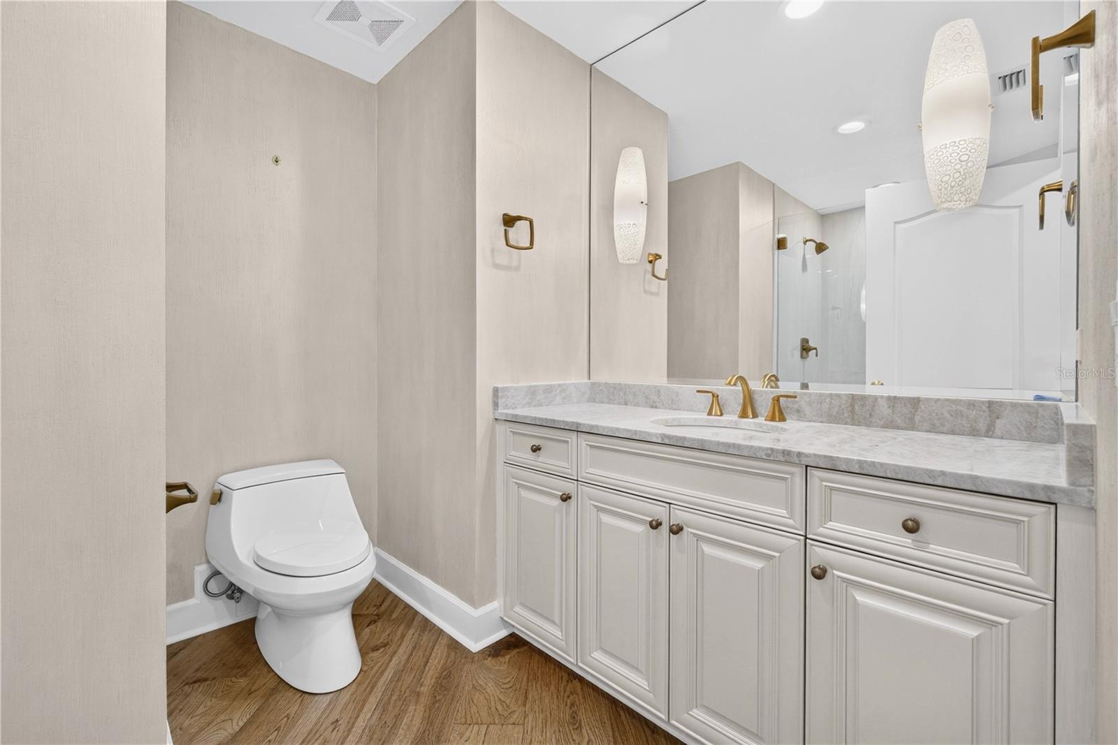 100 BEACH DR NE #401 — photo 39