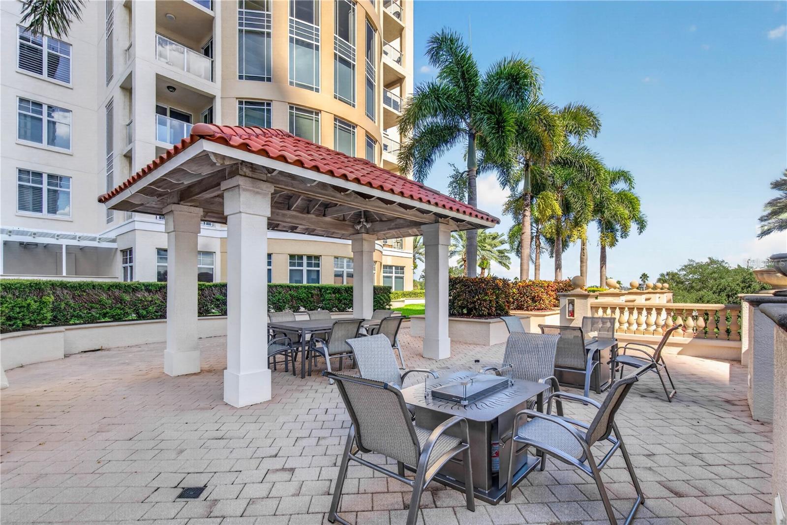 100 BEACH DR NE #401 — photo 47