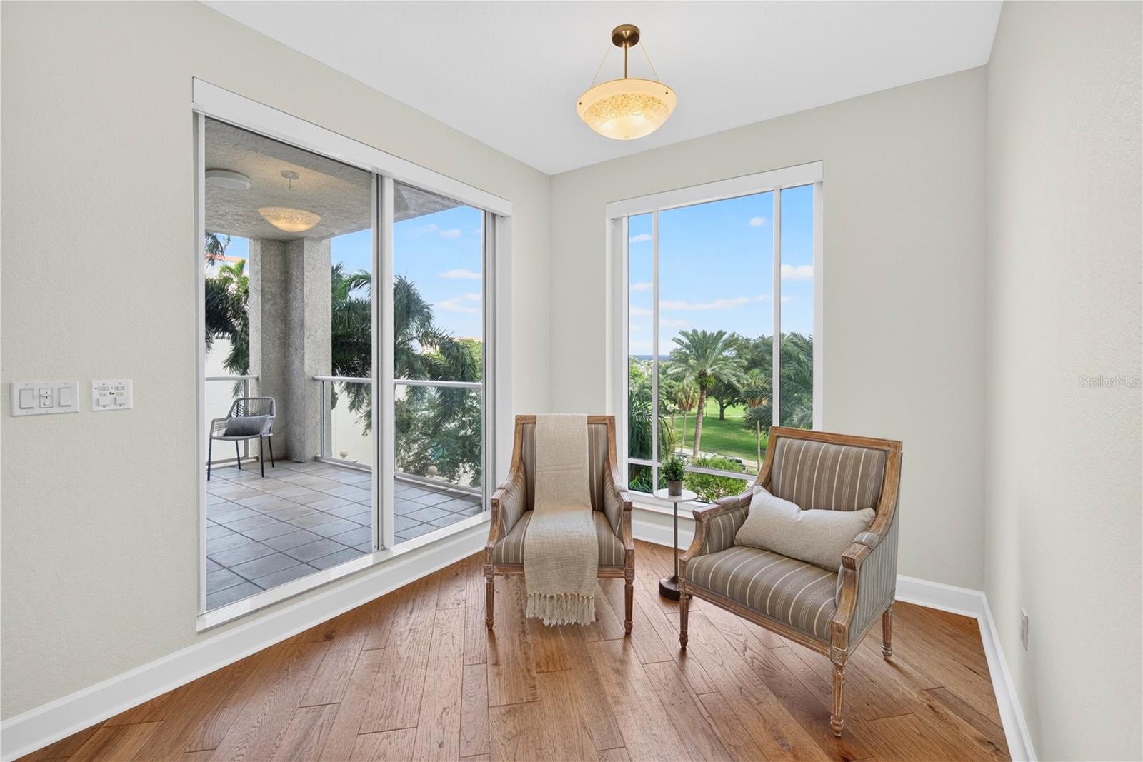 100 BEACH DR NE #401 — photo 30