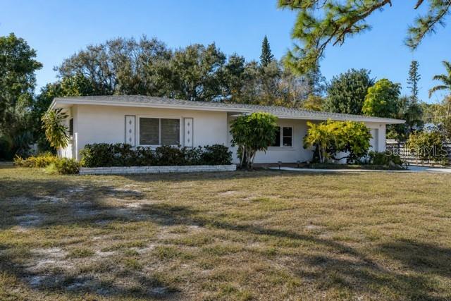5201 STEVENS DR — photo 33