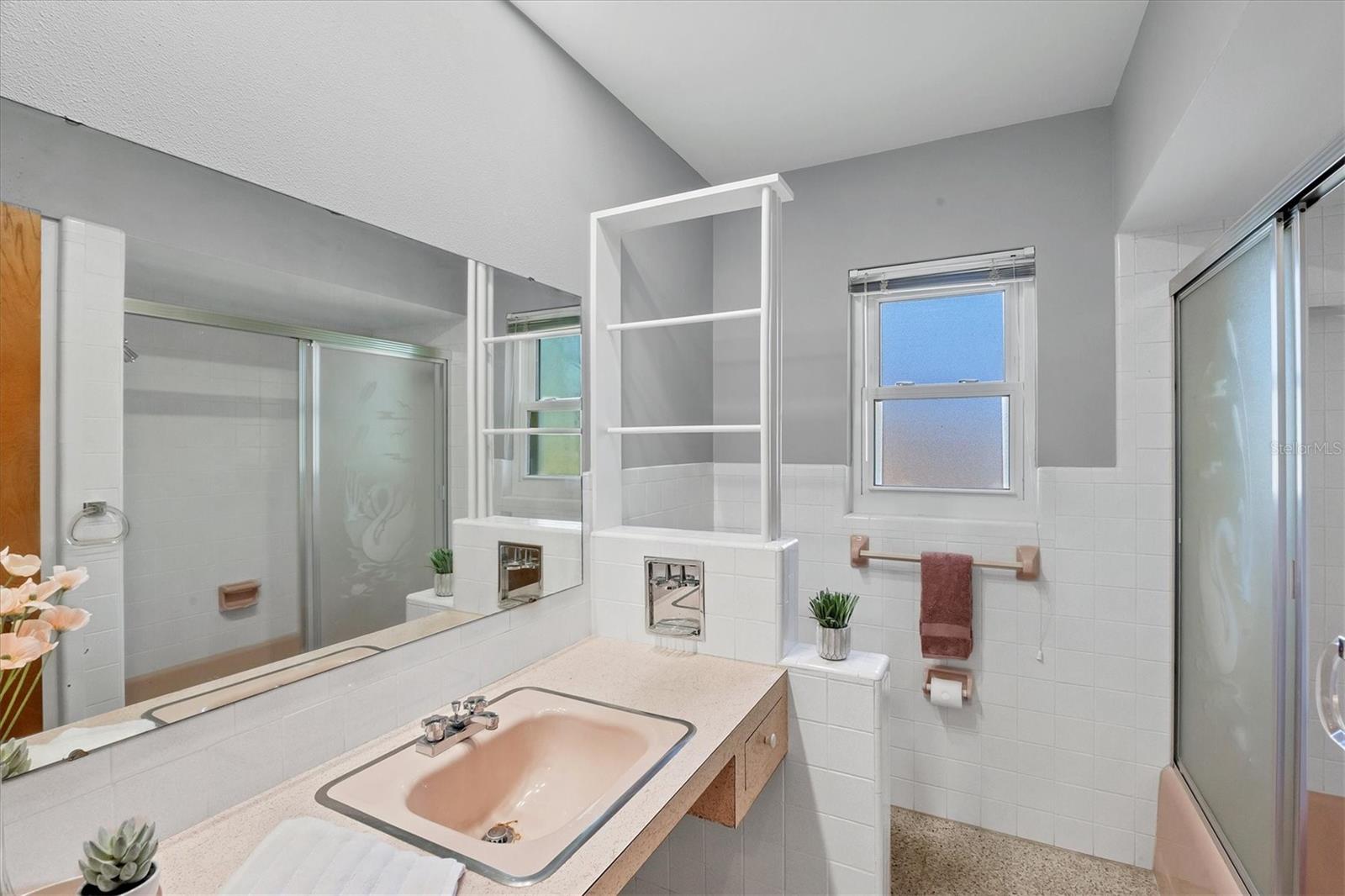 5201 STEVENS DR — photo 26