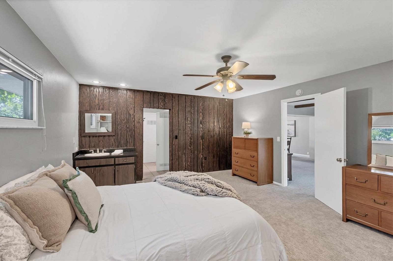 5201 STEVENS DR — photo 17