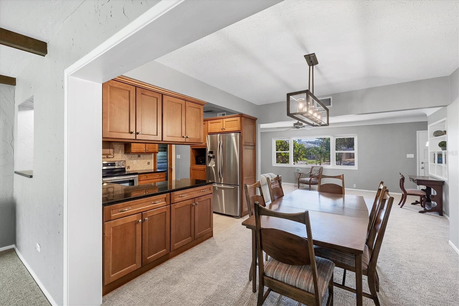 5201 STEVENS DR — photo 10