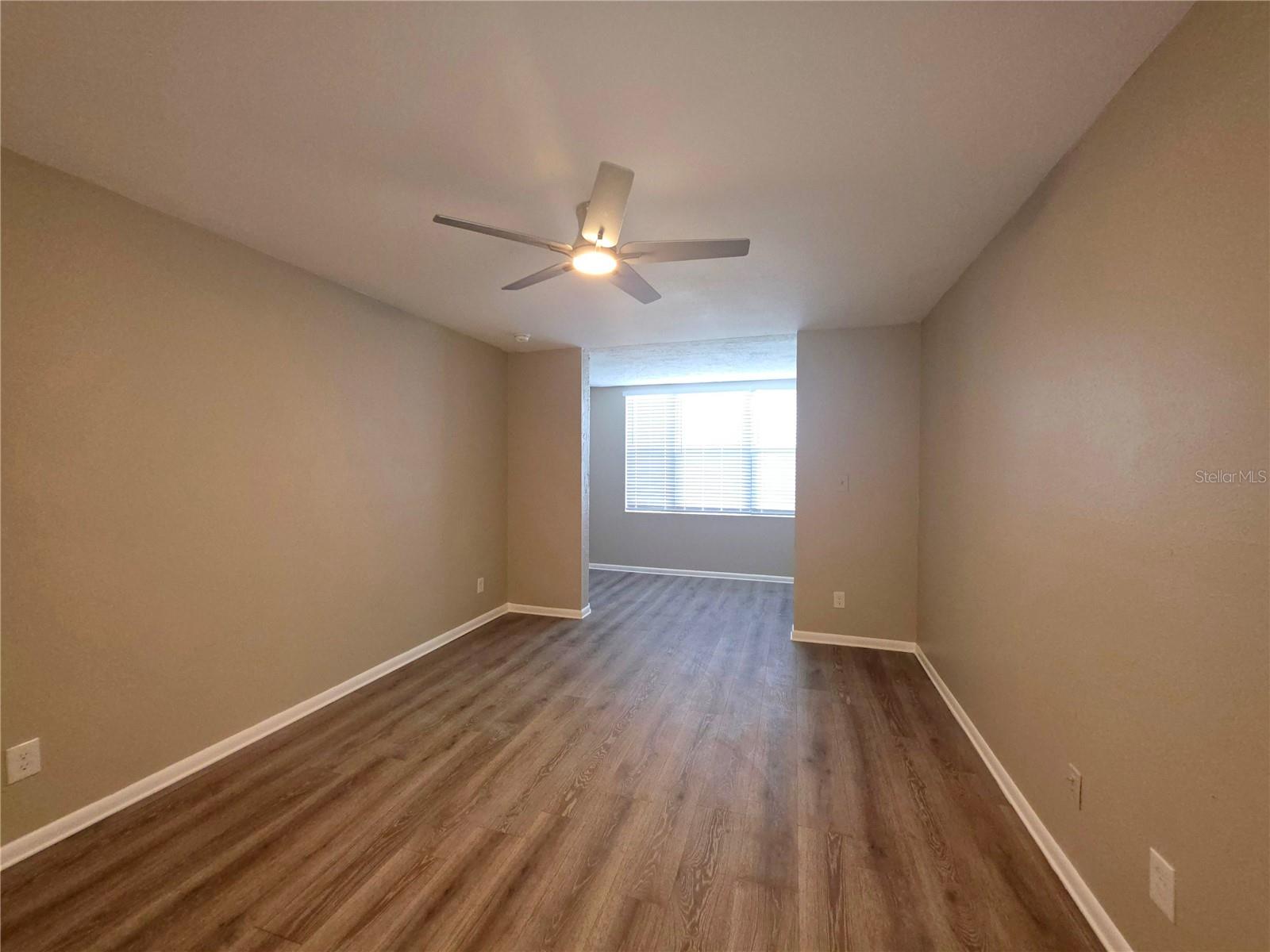 2049 SKIMMER CT W #311 — photo 9
