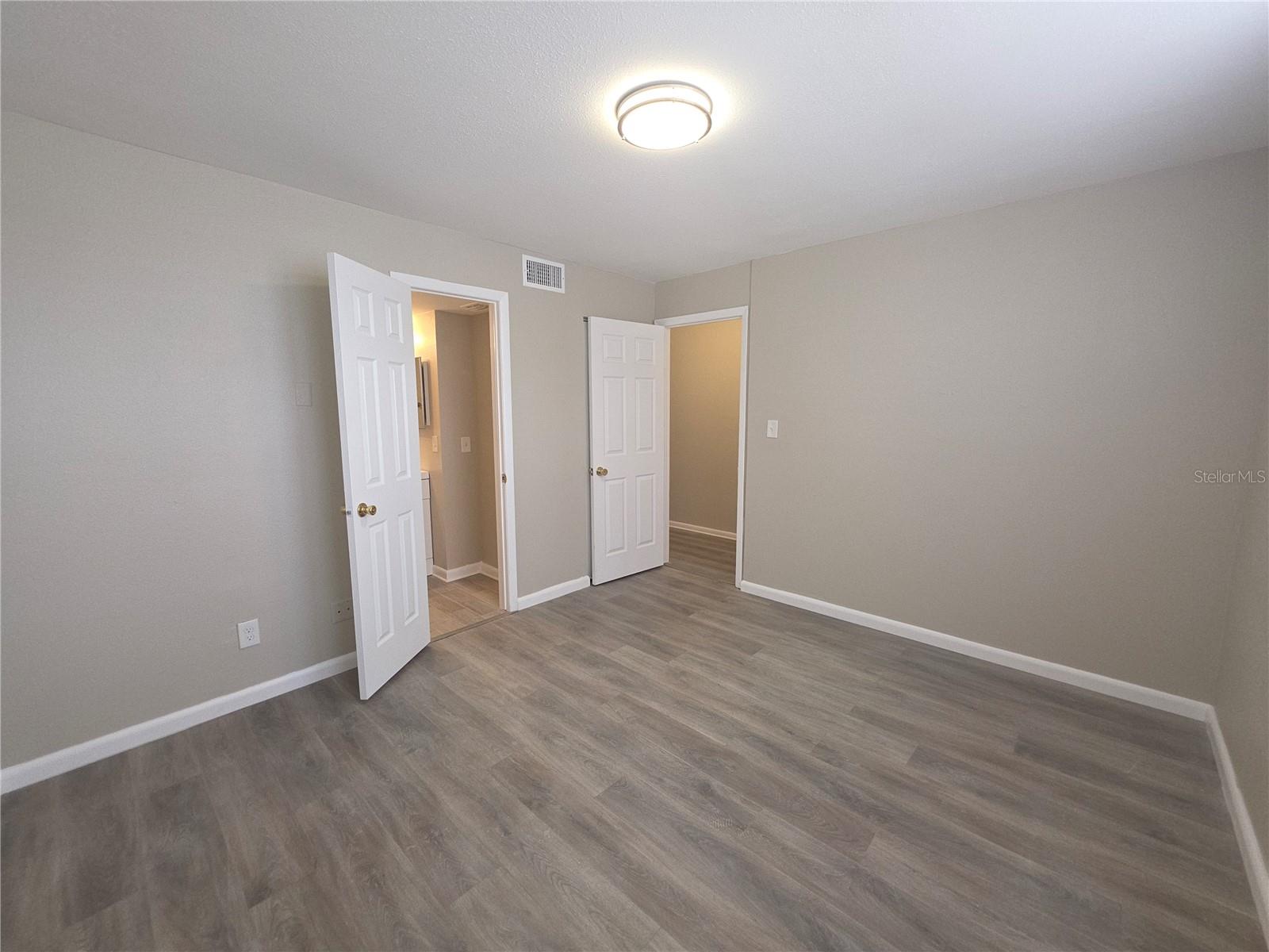 2049 SKIMMER CT W #311 — photo 14
