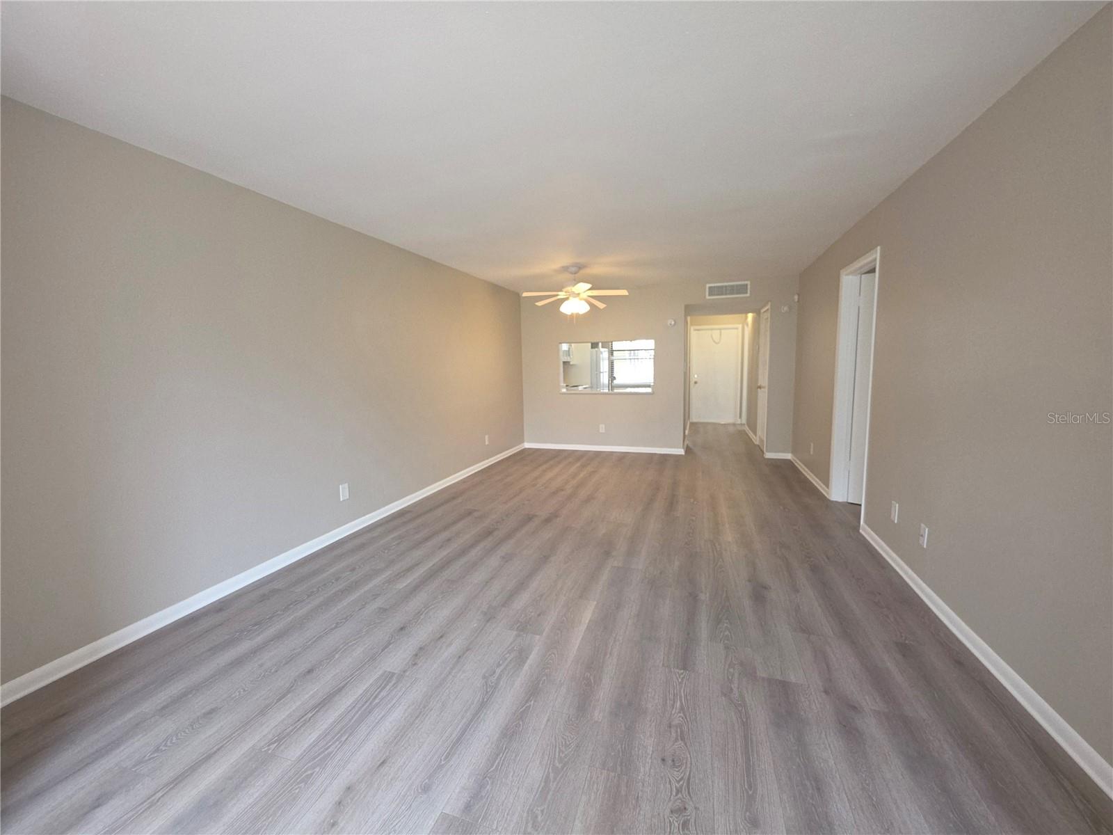 2049 SKIMMER CT W #311 — photo 5