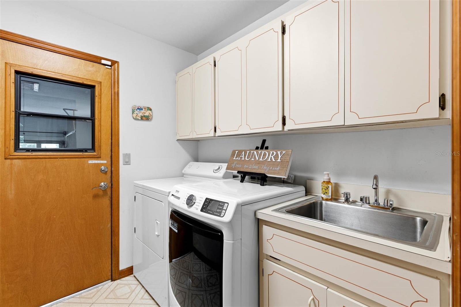 1056 ENISWOOD PKWY — photo 32