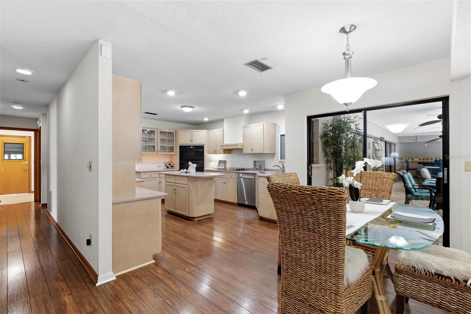 1056 ENISWOOD PKWY — photo 13
