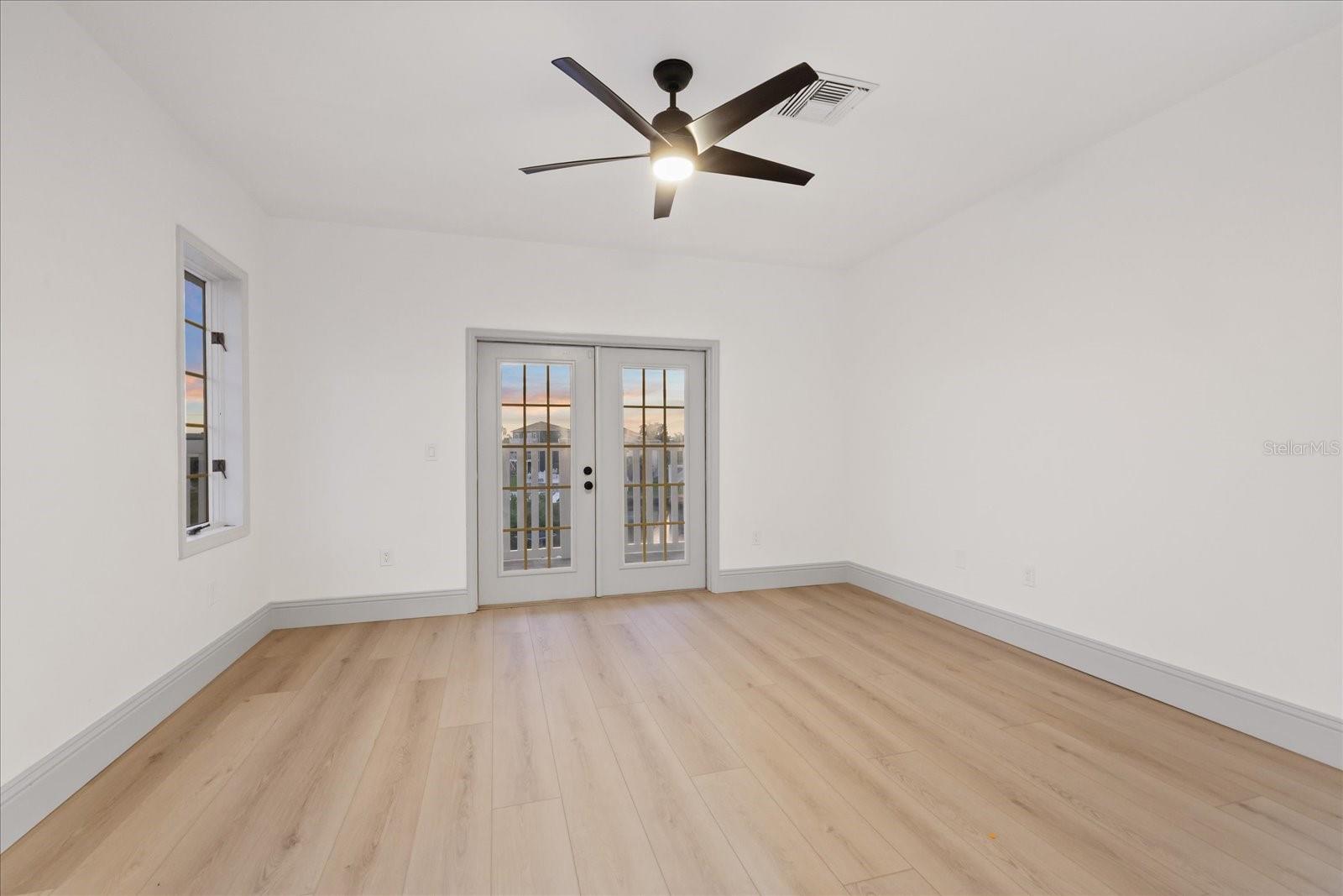 6121 BAYSIDE DR — photo 64