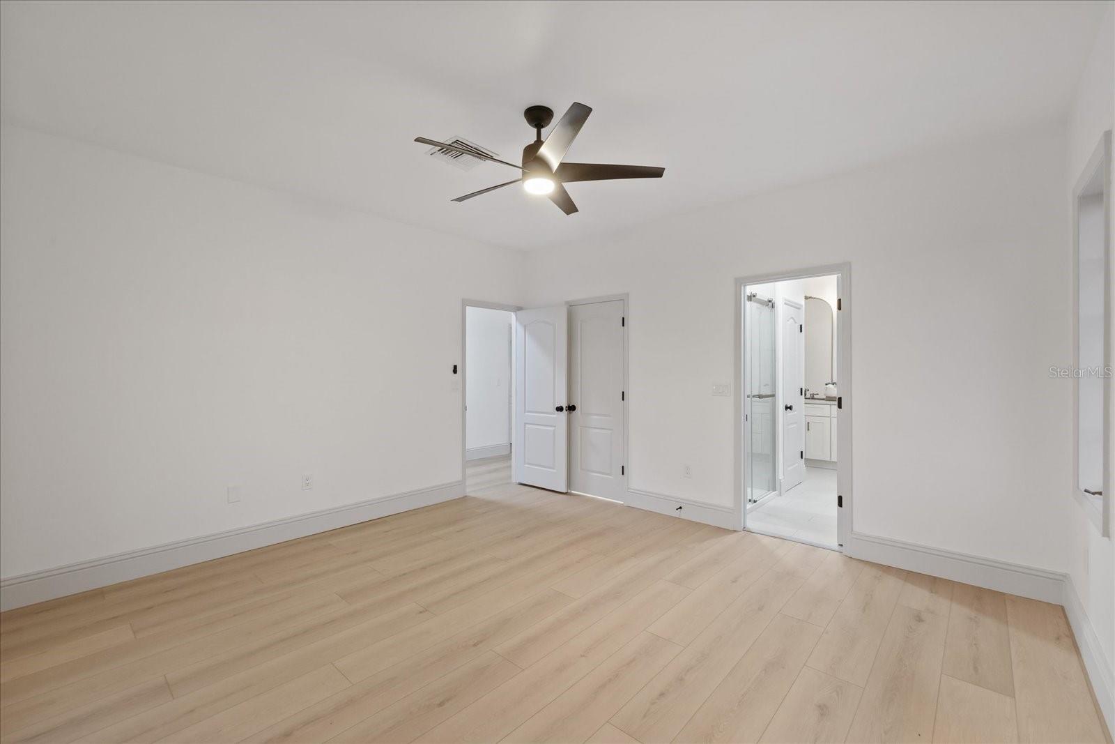 6121 BAYSIDE DR — photo 63